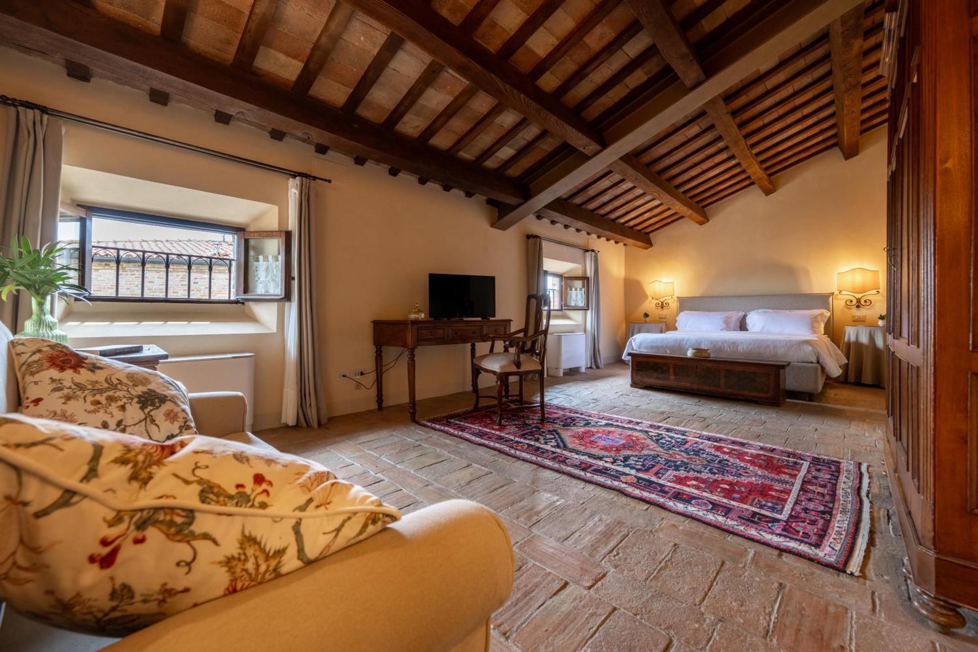 Palazzo Viviani Castello Di Montegridolfo Hotel Eksteriør billede
